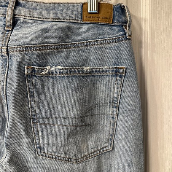 American Eagle | 90s Bootcut Light Wash Distressed Denim Jean Womens 6 30 x 31.5 - Picture 10 of 13